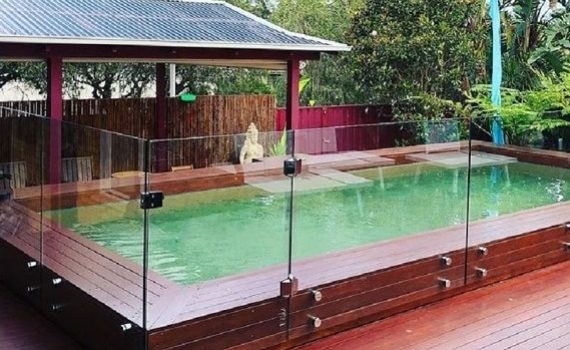 125 Series Hinge Pool Fence Timber Deck 570 x 350